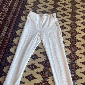 This is a white size 2